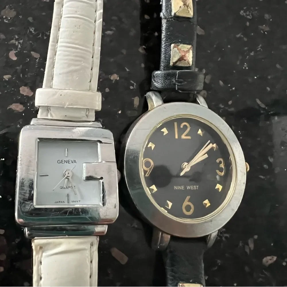 🍭4/$20 Set of two ladies watches - Nine West and Geneva - NEED NEW BATTERIES